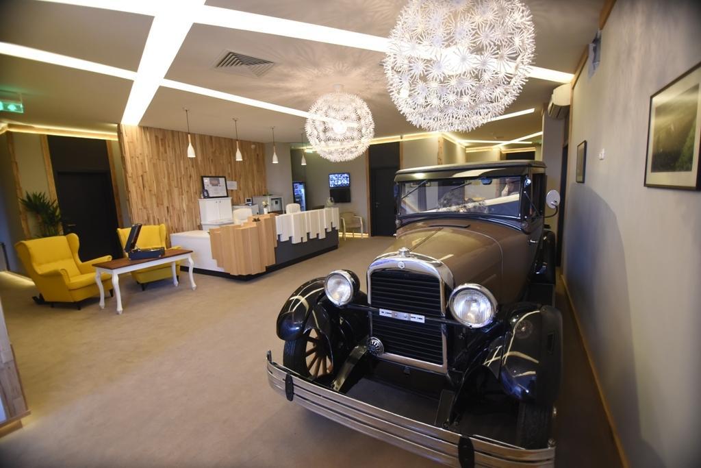 Hotel Europa Бая Маре Екстериор снимка
