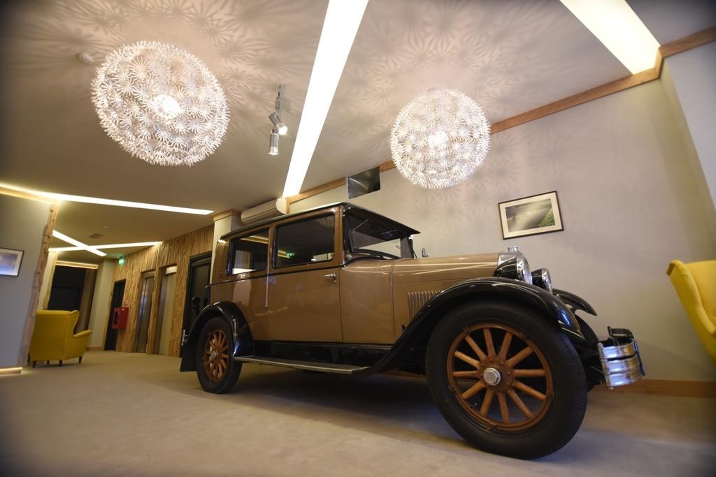 Hotel Europa Бая Маре Екстериор снимка